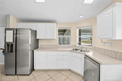 8004 Long Drive Port St Lucie FL 34952
