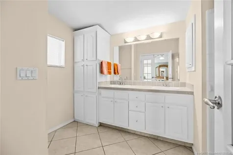 8004 Long Drive Port St Lucie FL 34952