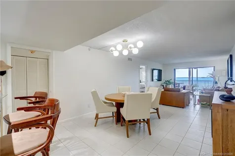 10 NE Plantation Road Stuart FL 34996