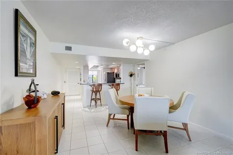 10 NE Plantation Road Stuart FL 34996
