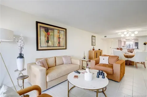 10 NE Plantation Road Stuart FL 34996