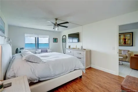 10 NE Plantation Road Stuart FL 34996
