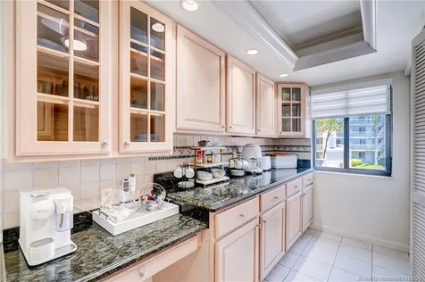 10 NE Plantation Road Stuart FL 34996