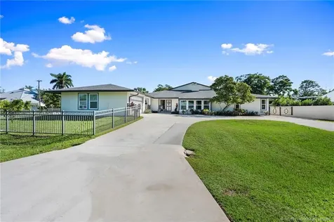 4599 SE Halston Court Stuart FL 34997