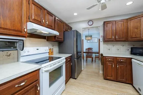 160 SE Duxbury Avenue Port St Lucie FL 34983