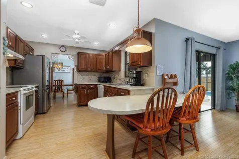 160 SE Duxbury Avenue Port St Lucie FL 34983