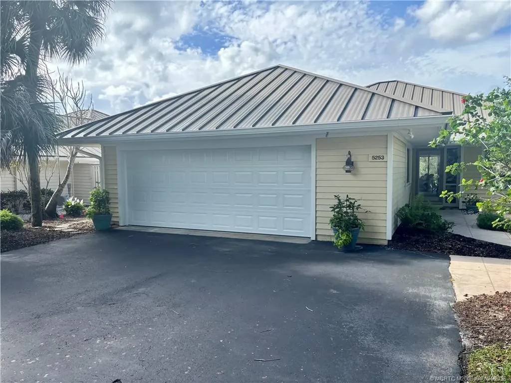 5253 SE Club Way Stuart FL 34997