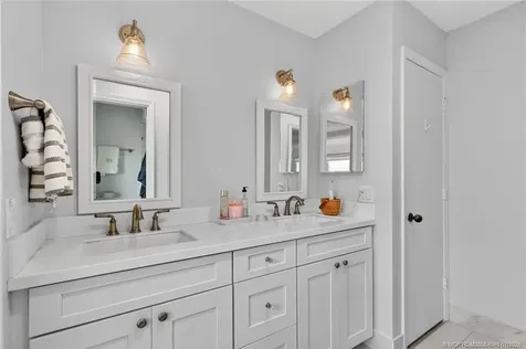 5253 SE Club Way Stuart FL 34997