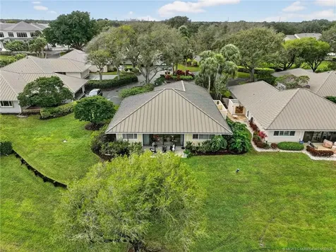5253 SE Club Way Stuart FL 34997