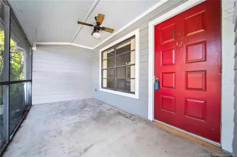 9095 SE Hobe Ridge Avenue Hobe Sound FL 33455