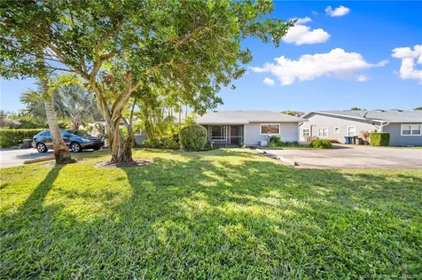 9095 SE Hobe Ridge Avenue Hobe Sound FL 33455