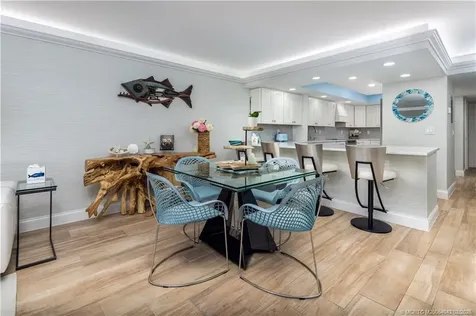 1030 Us 1 Highway North Palm Beach FL 33408