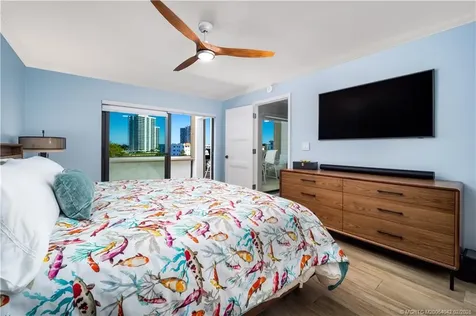 1030 Us 1 Highway North Palm Beach FL 33408