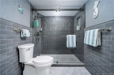 1030 Us 1 Highway North Palm Beach FL 33408