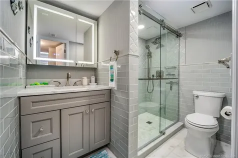 1030 Us 1 Highway North Palm Beach FL 33408