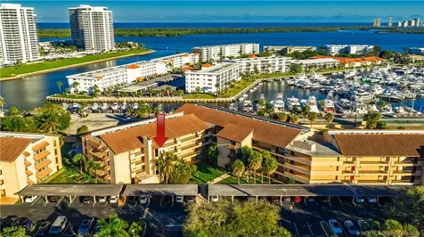 1030 Us 1 Highway North Palm Beach FL 33408