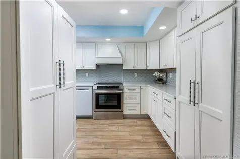 1030 Us 1 Highway North Palm Beach FL 33408