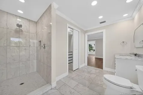 37 E High Point Road Stuart FL 34996