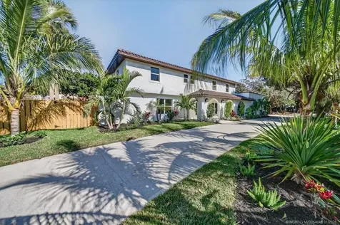 37 E High Point Road Stuart FL 34996