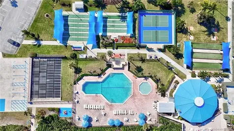 10725 S Ocean Drive Jensen Beach FL 34957