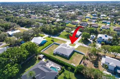 2017 SW Justison Avenue Port St Lucie FL 34953