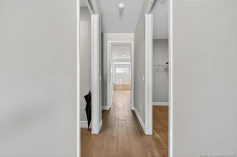 2017 SW Justison Avenue Port St Lucie FL 34953