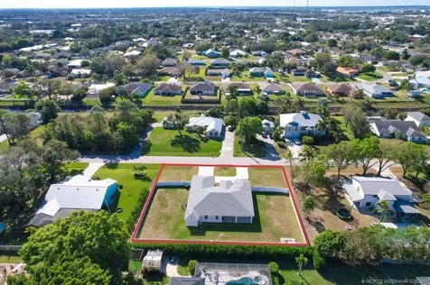 2017 SW Justison Avenue Port St Lucie FL 34953