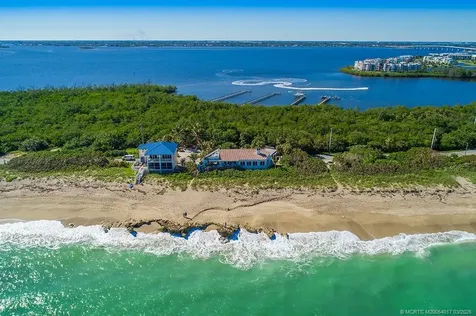 23 NE Macarthur Boulevard Stuart FL 34996