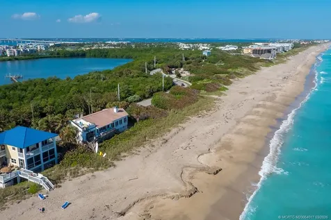 23 NE Macarthur Boulevard Stuart FL 34996