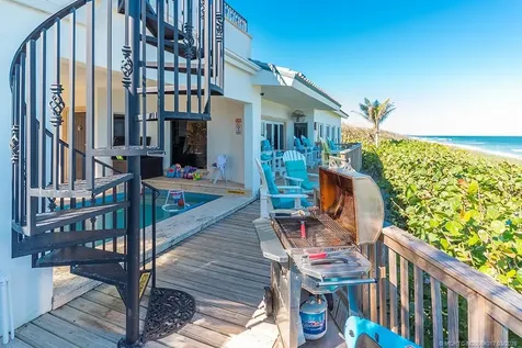 23 NE Macarthur Boulevard Stuart FL 34996