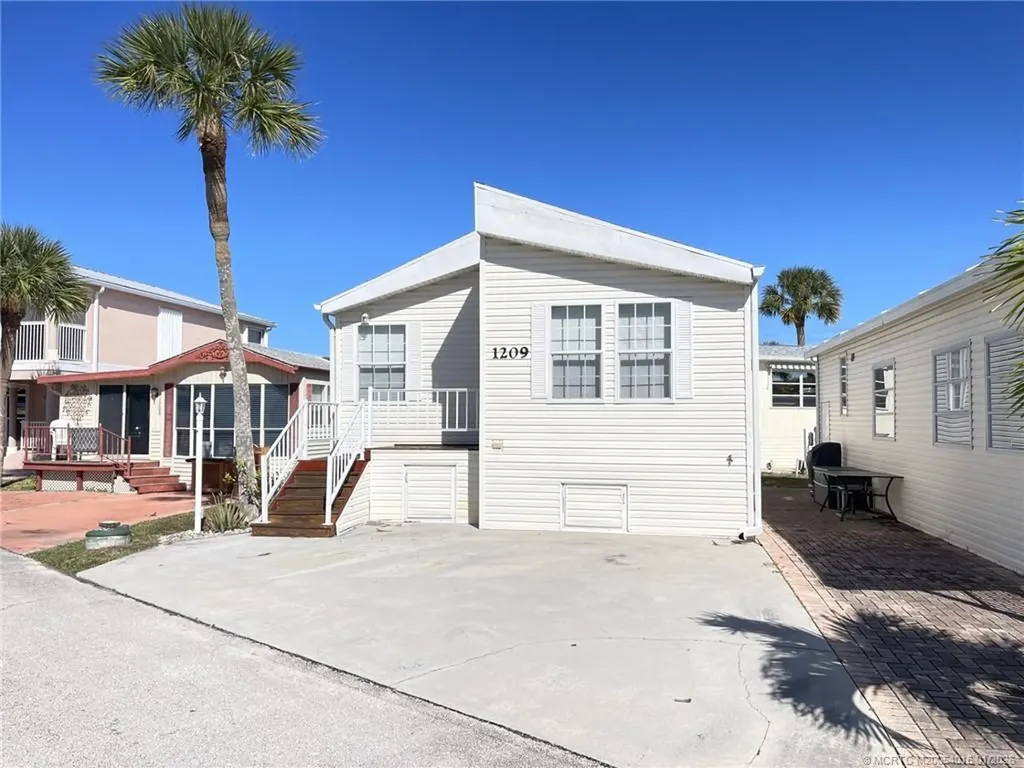 1209 Nettles Boulevard Jensen Beach FL 34957