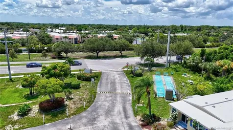331 NE Tropicalia Lane Jensen Beach FL 34957