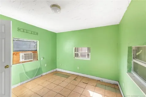 4001 Avenue O Fort Pierce FL 34947