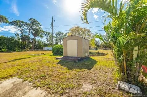 4001 Avenue O Fort Pierce FL 34947