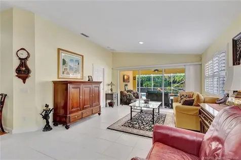 8522 SE Retreat Drive Hobe Sound FL 33455