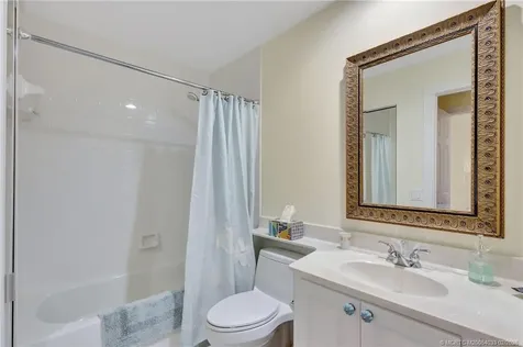 8522 SE Retreat Drive Hobe Sound FL 33455