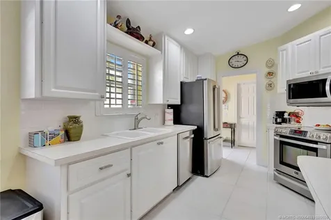 8522 SE Retreat Drive Hobe Sound FL 33455