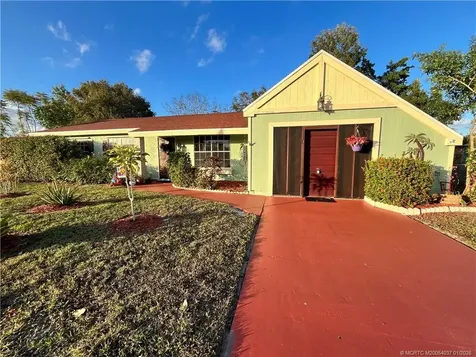 749 SW Watson Place Port St Lucie FL 34953