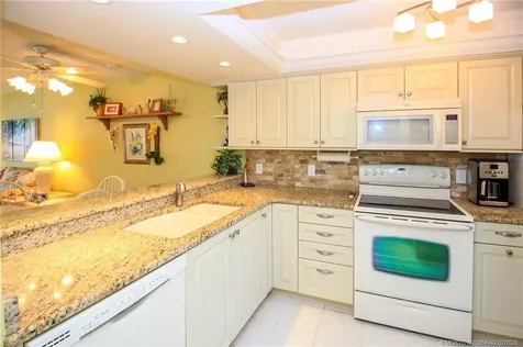 4720 NE Sandpebble Trace Stuart FL 34996