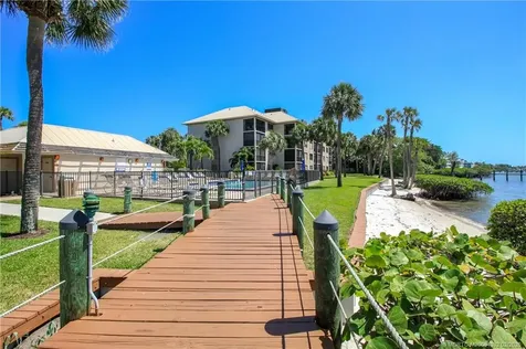 4720 NE Sandpebble Trace Stuart FL 34996
