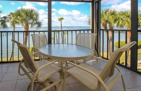4720 NE Sandpebble Trace Stuart FL 34996