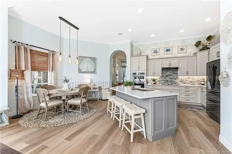 6919 SE Sleepy Hollow Lane Stuart FL 34997