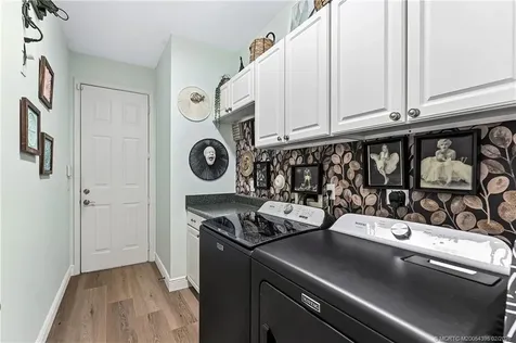 6919 SE Sleepy Hollow Lane Stuart FL 34997