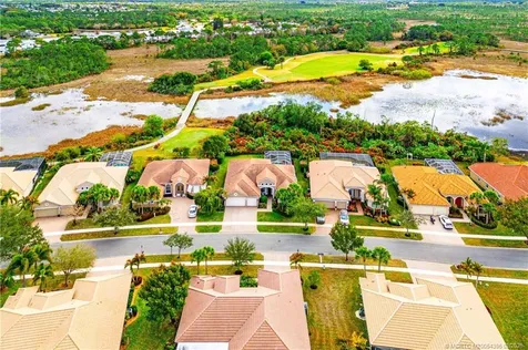 6919 SE Sleepy Hollow Lane Stuart FL 34997