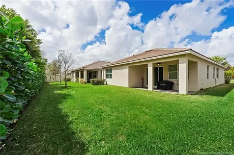 7461 SW Harbor Cove Drive Stuart FL 34997