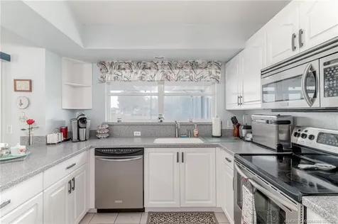 414 SW Carter Avenue Port St Lucie FL 34983