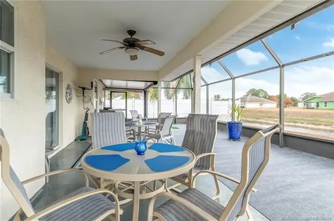 414 SW Carter Avenue Port St Lucie FL 34983