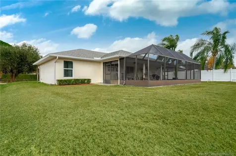 414 SW Carter Avenue Port St Lucie FL 34983