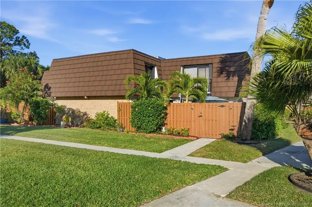 5982 SE Riverboat Drive Stuart FL 34997