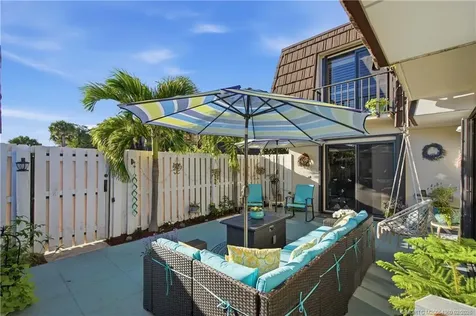 5982 SE Riverboat Drive Stuart FL 34997